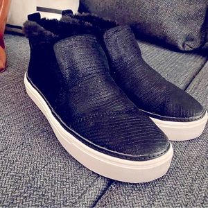 Brand New Toms Black Paxton Slip Ons